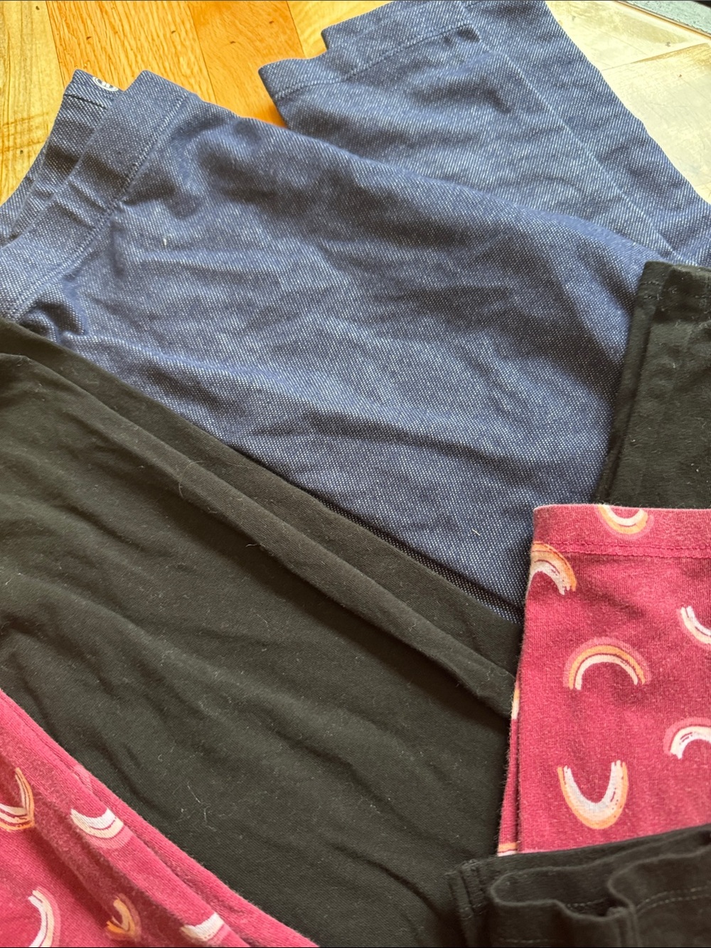 Kids Stretch Leggings 4-Pack in Black, Pink and Blue - Picture 3 of 7